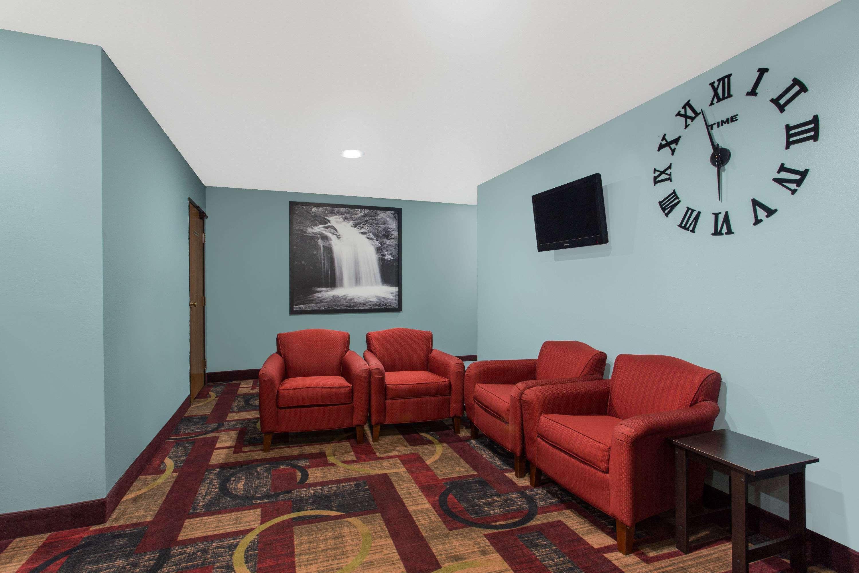 Super 8 By Wyndham Eau Claire I-94 Motel Exterior photo