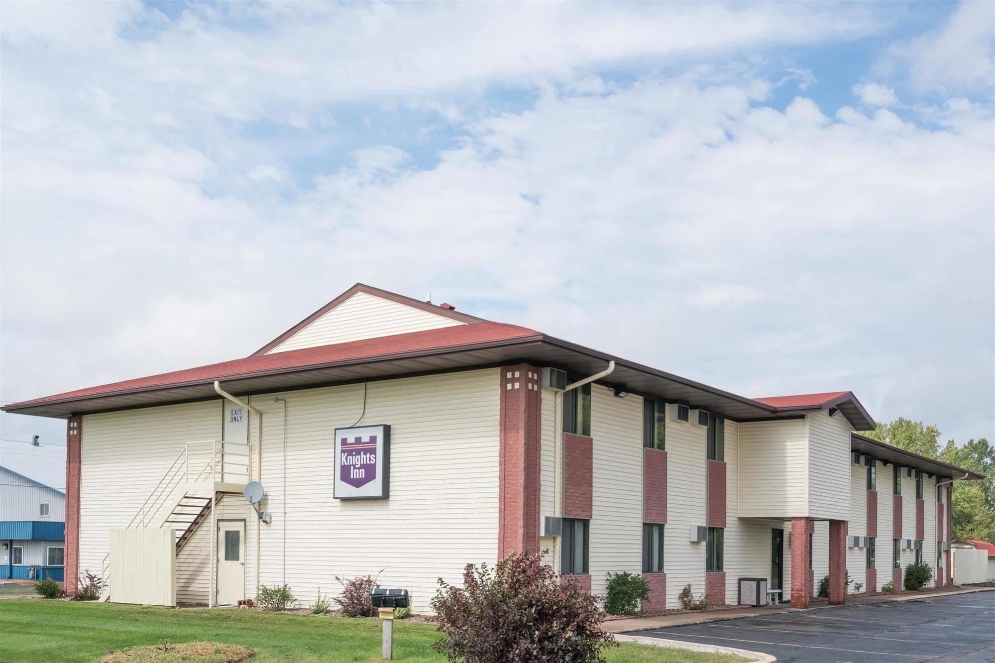 Super 8 By Wyndham Eau Claire I-94 Motel Exterior photo